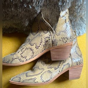 Snake Bootie
